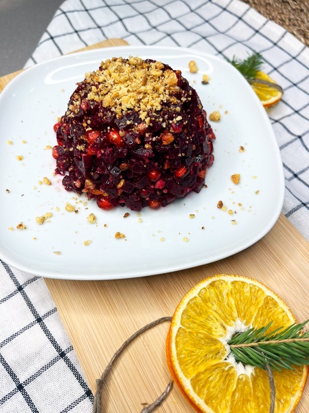 Витаминный салат из свёклы с льняным маслом